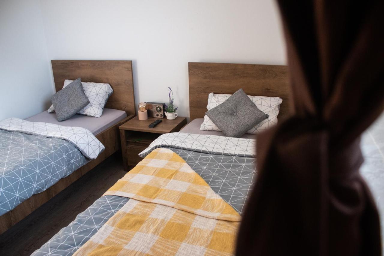 Turisticna Kmetija Sirk Motel Zgornja Velka Luaran gambar
