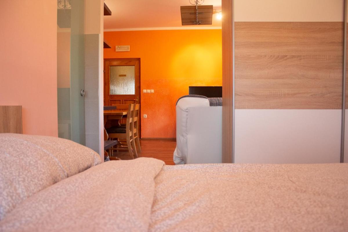 Turisticna Kmetija Sirk Motel Zgornja Velka Luaran gambar
